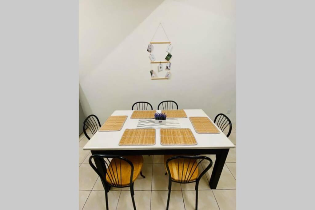 Lily Vacation Home At Cameron Highlands - 12 Pax,Free Wifi W Carporch Tanah Rata Exteriör bild
